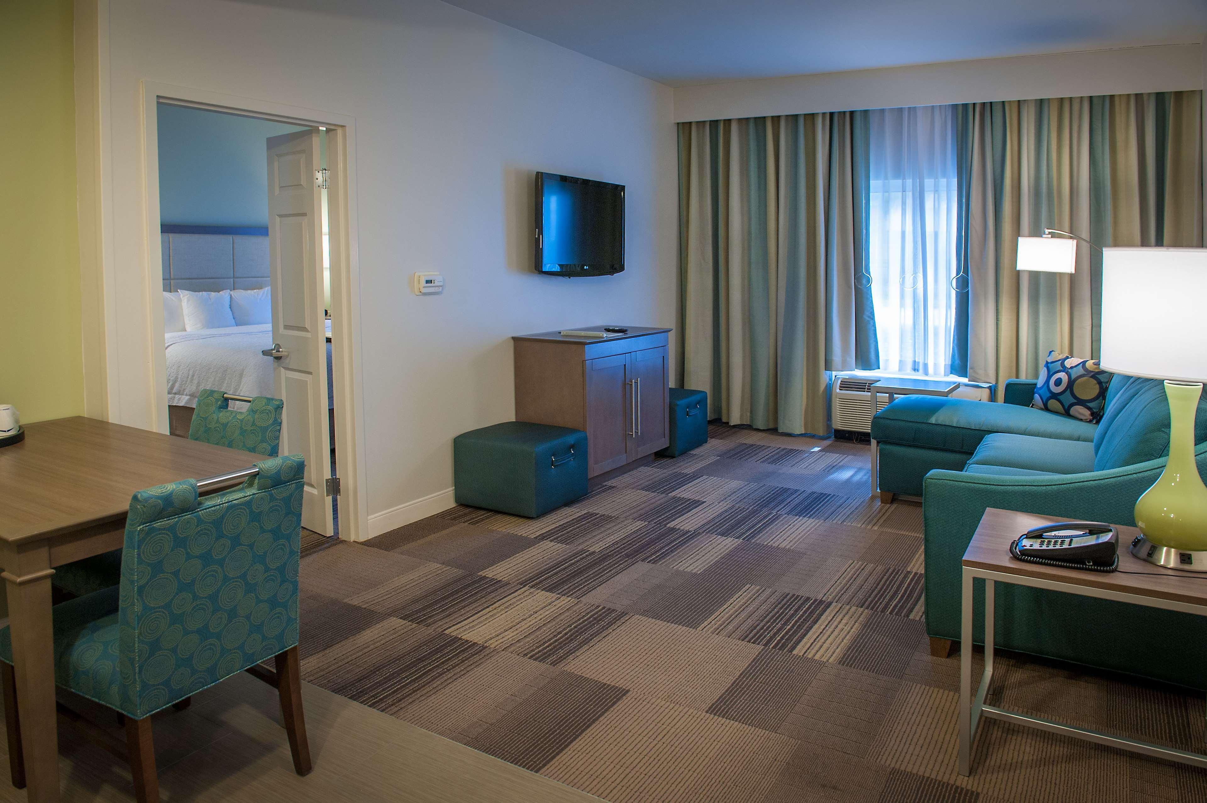 Hampton Inn & Suites New Orleans/Elmwood Harahan Exterior foto