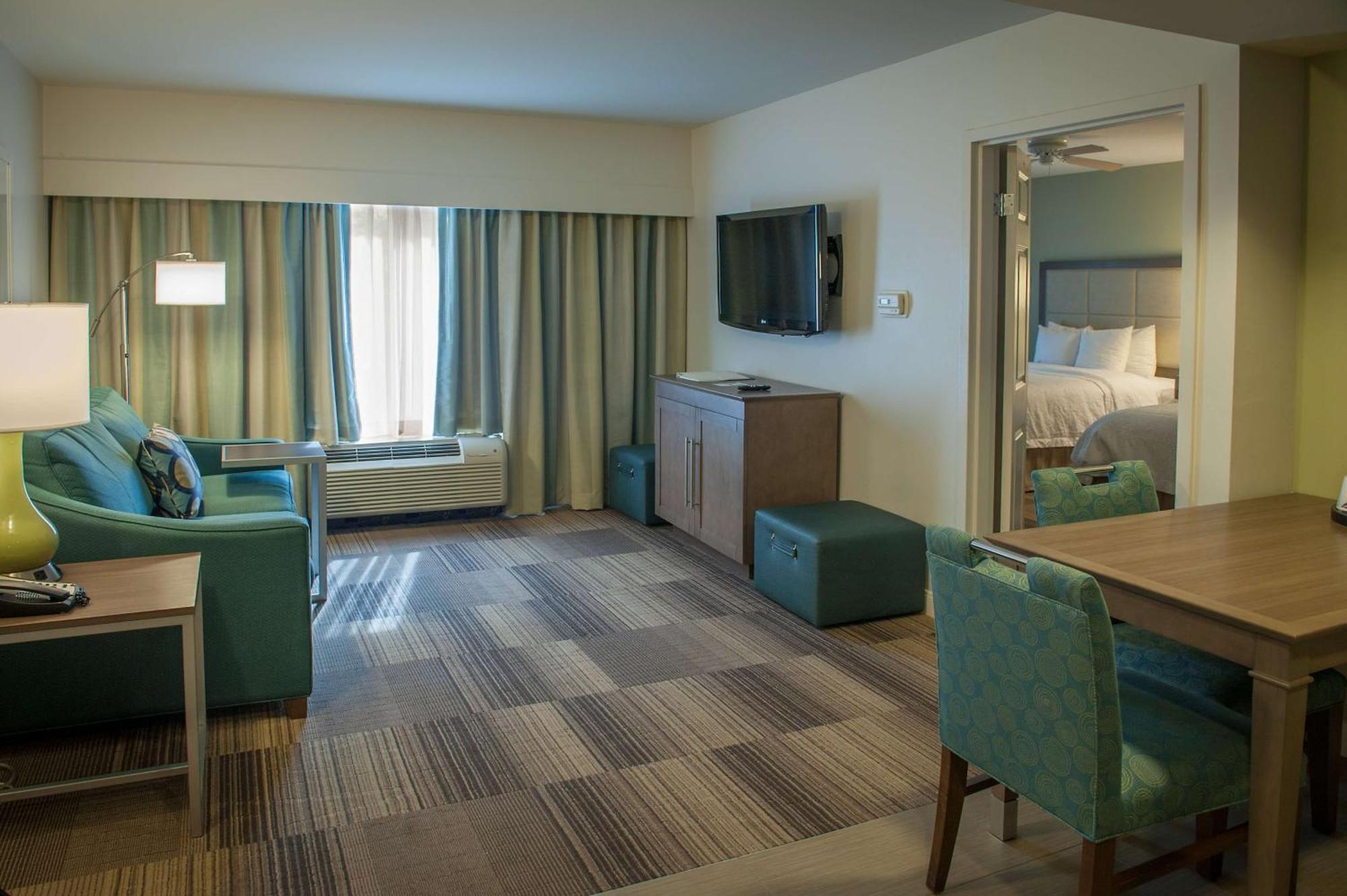 Hampton Inn & Suites New Orleans/Elmwood Harahan Exterior foto